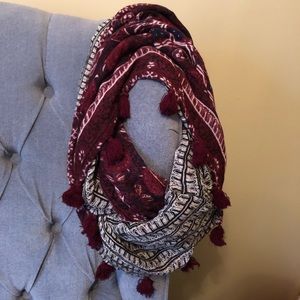 Stella and dot scarf
